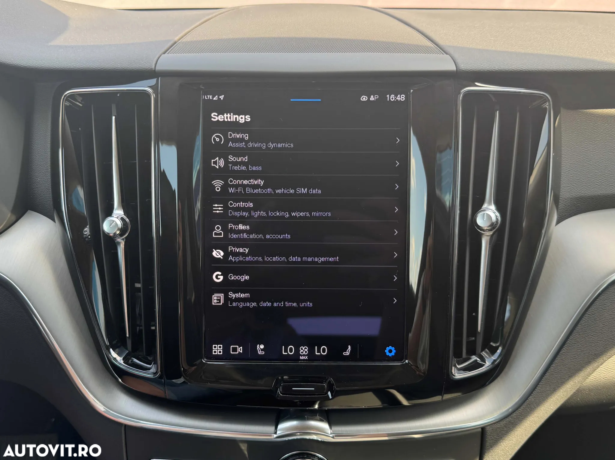 Volvo XC 60 B4 MHEV AT AWD Core - 27