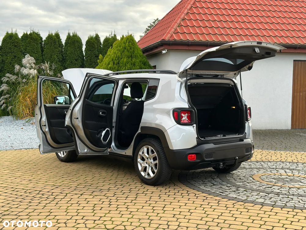 Jeep Renegade 1.4 MultiAir Limited - 32