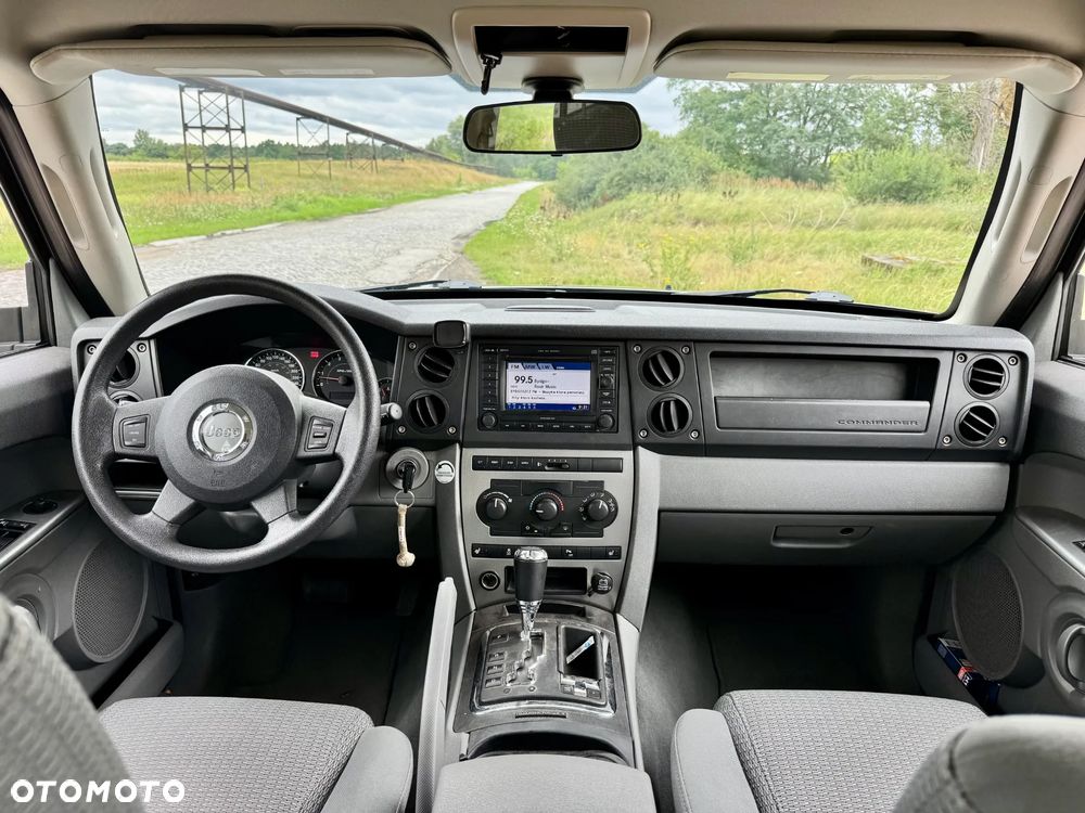 Jeep Commander 3.0 CRD Laredo - 14