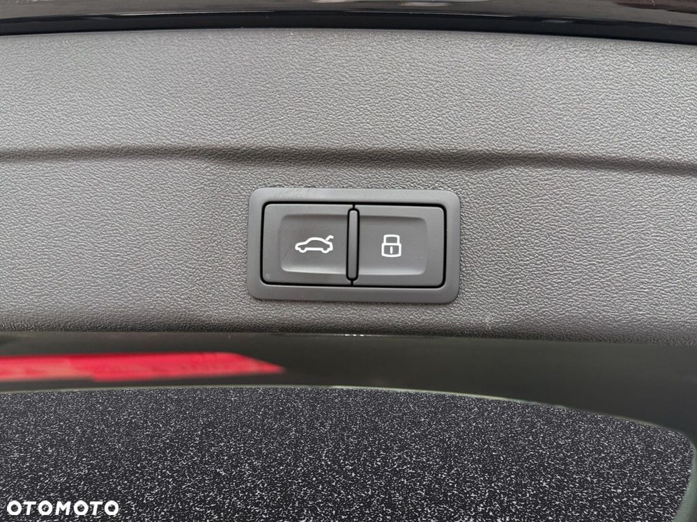 Audi A6 Avant TFSI mHEV Quattro S tronic - 38
