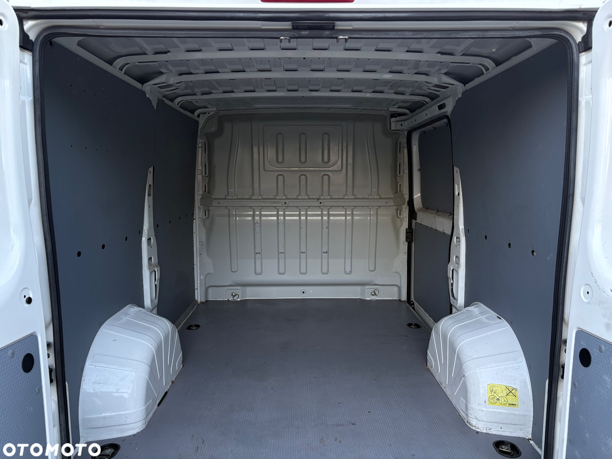 Peugeot Boxer 335 BlueHDi L3 - 9
