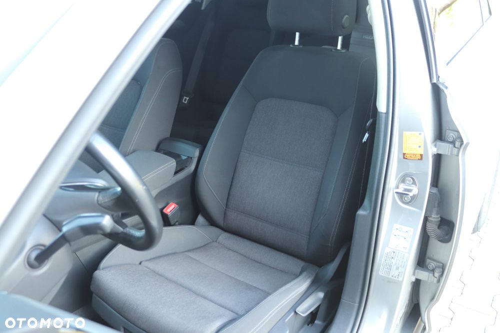Volkswagen Passat 1.6 TDI BMT Comfortline - 5