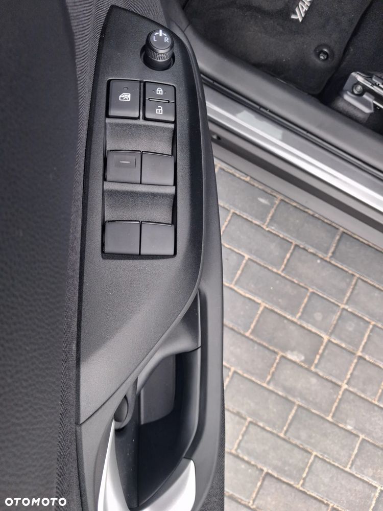 Toyota Yaris Cross - 18
