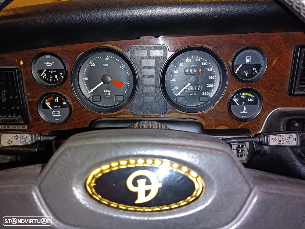 Daimler Sovereign - 10