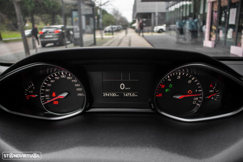 Peugeot 308 SW BlueHDi 100 Stop & Start Access - 15