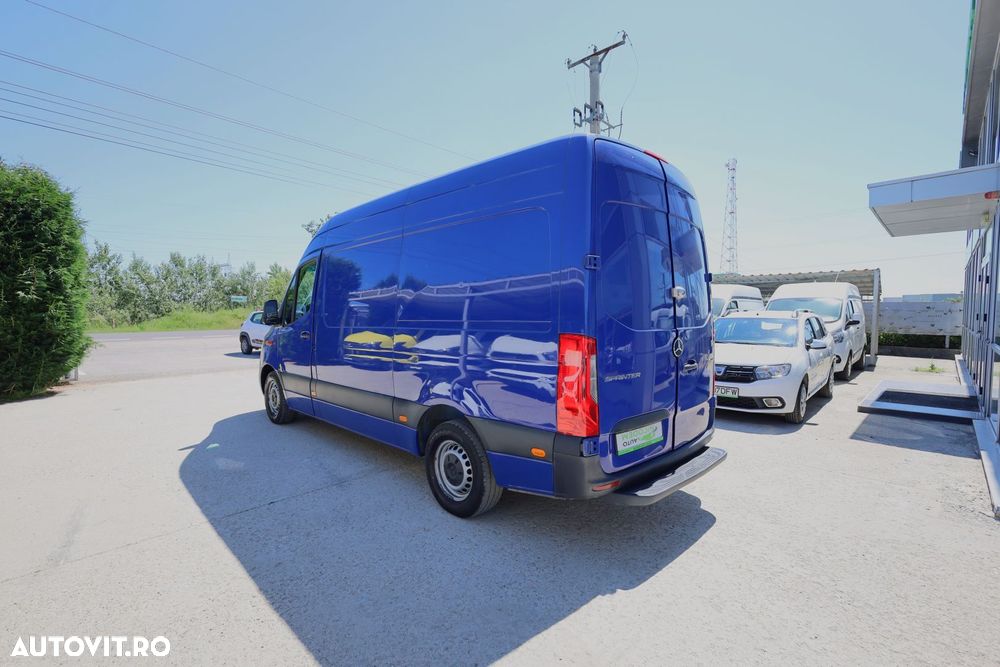 Mercedes-Benz Sprinter L2H2 - 5