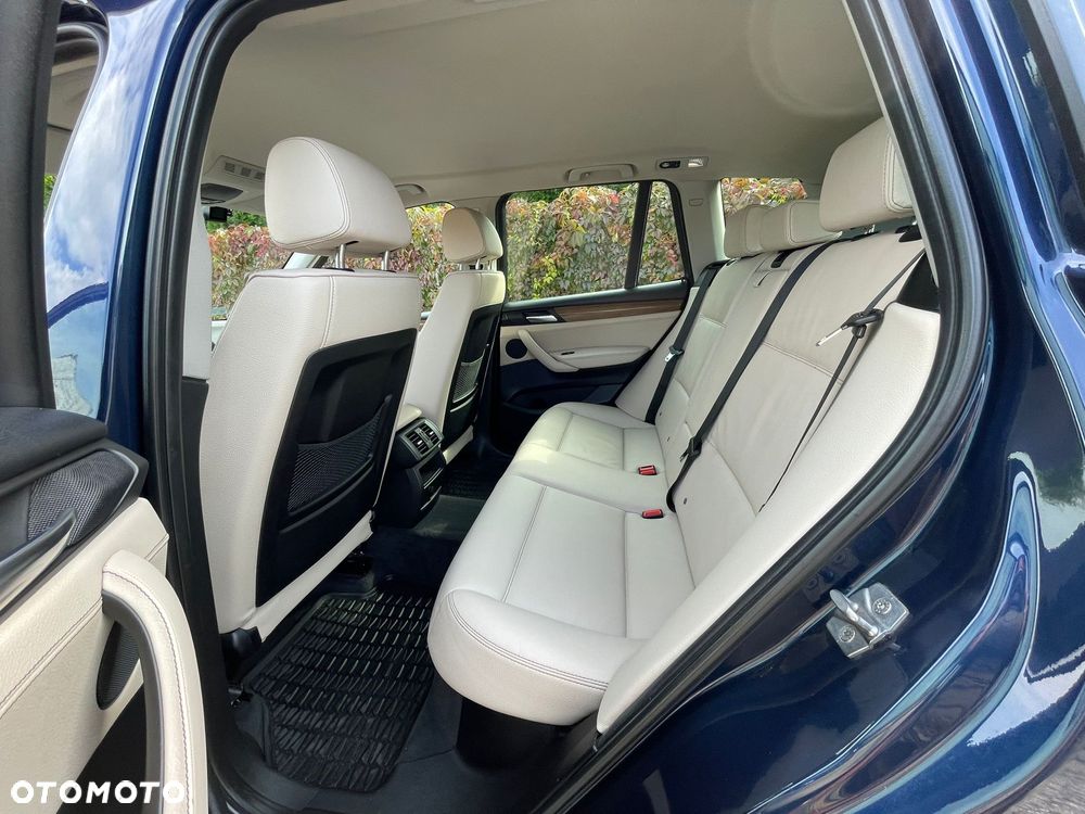 BMW X3 xDrive20d - 10