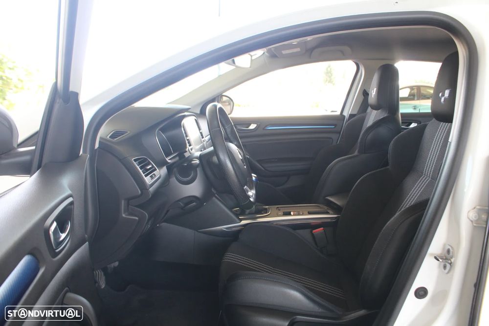 Renault Mégane Sport Tourer 1.3 TCe GT Line - 36