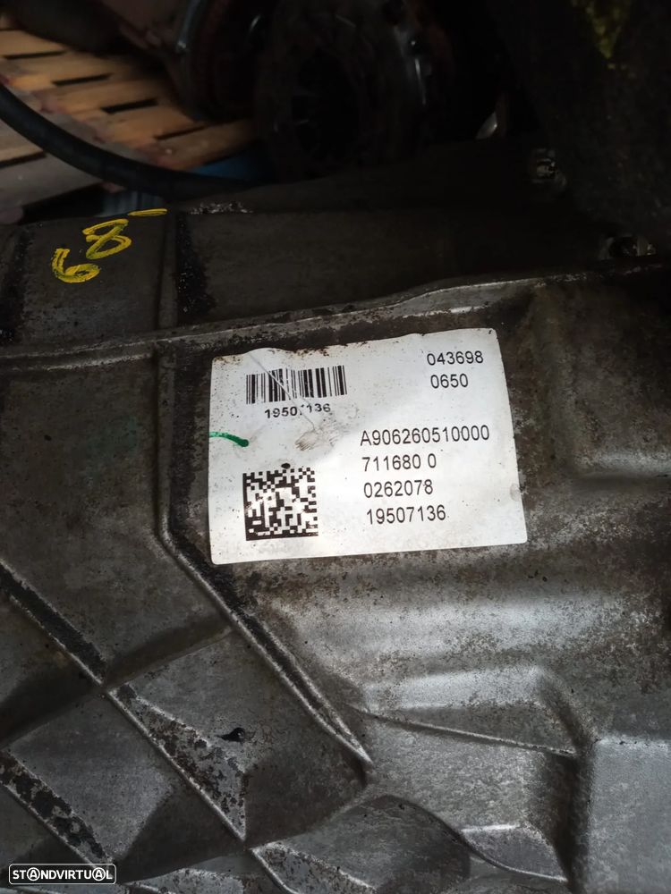 Caixa de 6 velocidades Mercedes Sprinter REF: 711 680 - 7