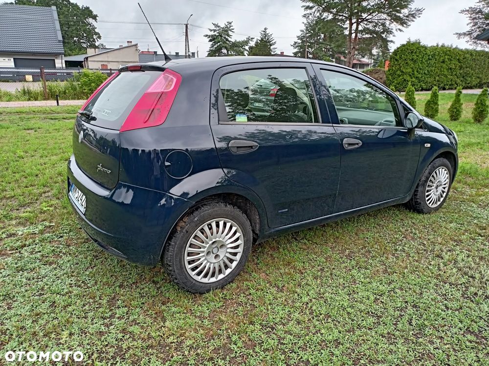 Fiat Grande Punto - 6