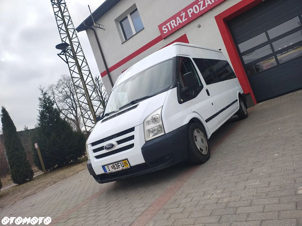 Ford Transit - 25