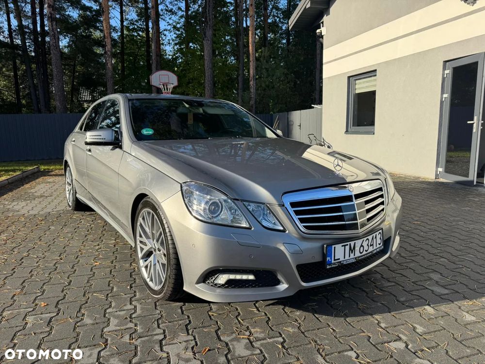 Mercedes-Benz Klasa E 350 CDI DPF BlueEFFICIENCY 7G-TRONIC Elegance - 8