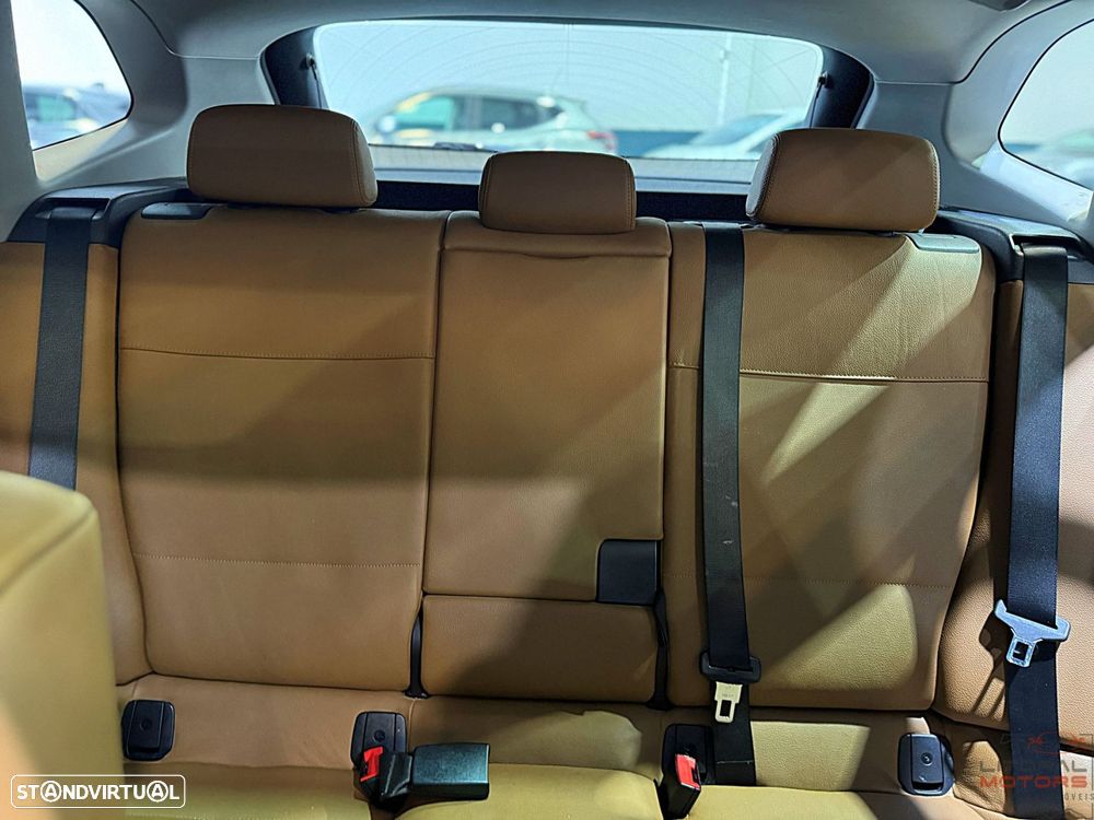BMW X1 23 d xDrive Auto - 37