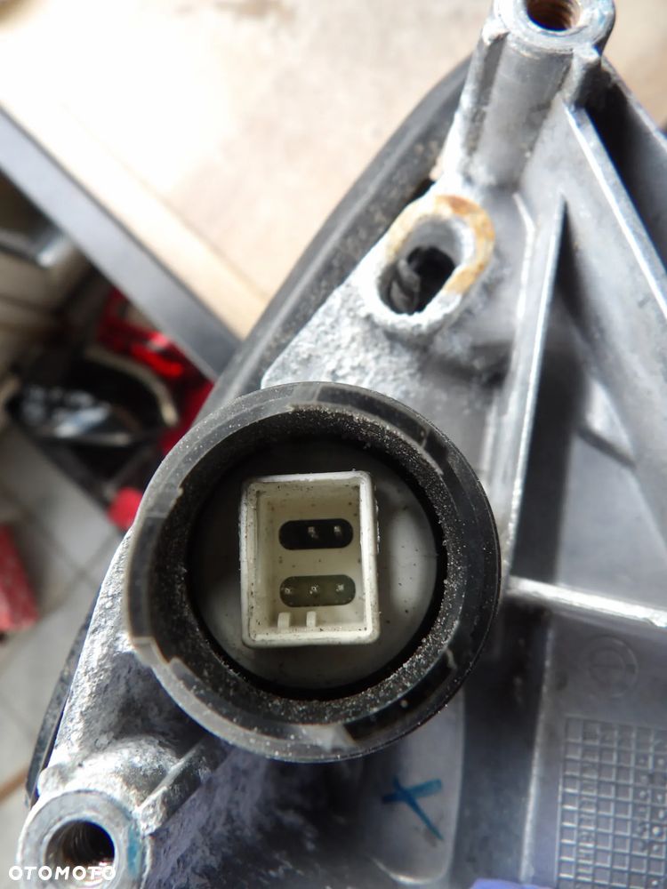 BMW - E84 - KOLOR 475 - 5PIN - PRAWE LUSTERKO ZEWNĘTRZNE - UK - 5