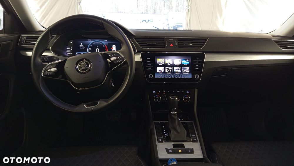 Skoda Superb 1.5 TSI Ambition DSG - 14