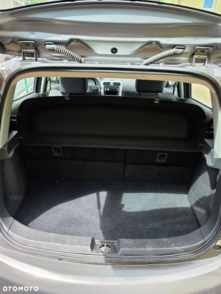 Suzuki Splash 1.0 Club - 14