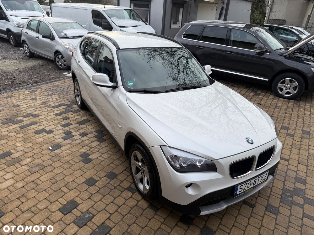 BMW X1 sDrive18d xLine - 13