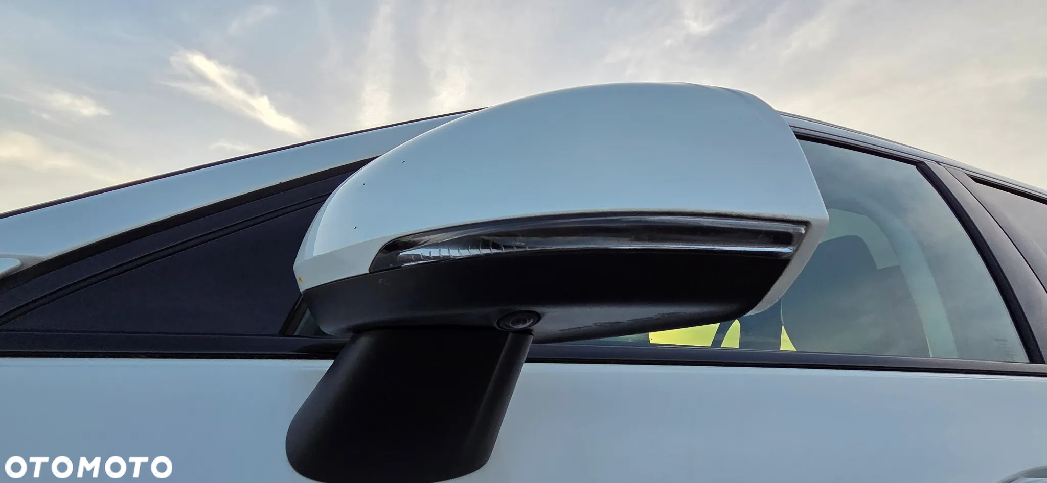 Volvo V60 Cross Country B5 B AWD Plus - 28