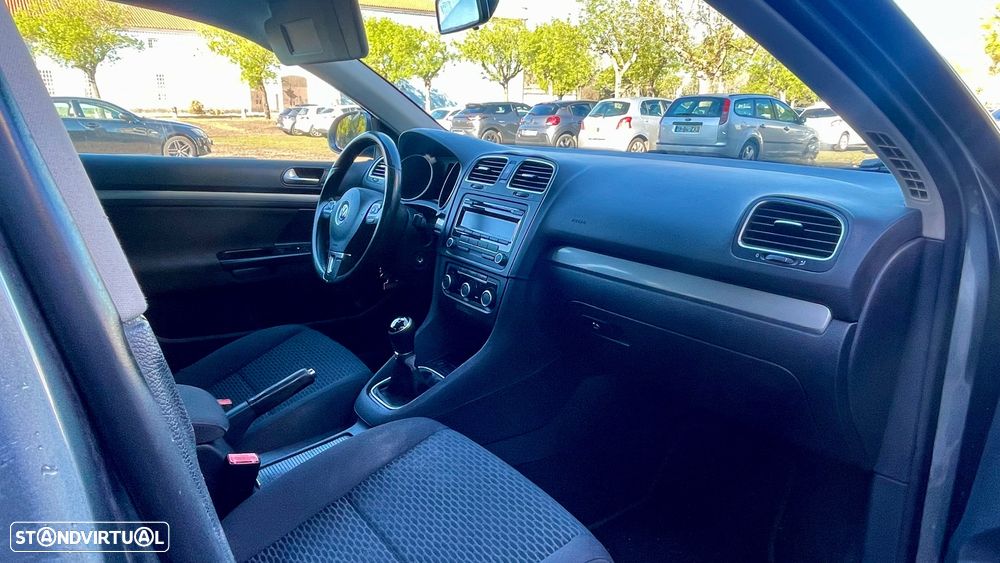 VW Golf Variant 1.6 TDi Highline - 14