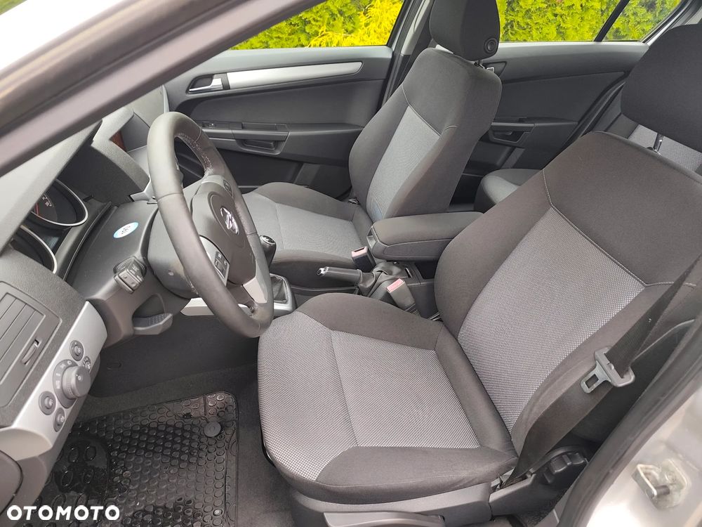 Opel Astra 1.6 Edition - 9
