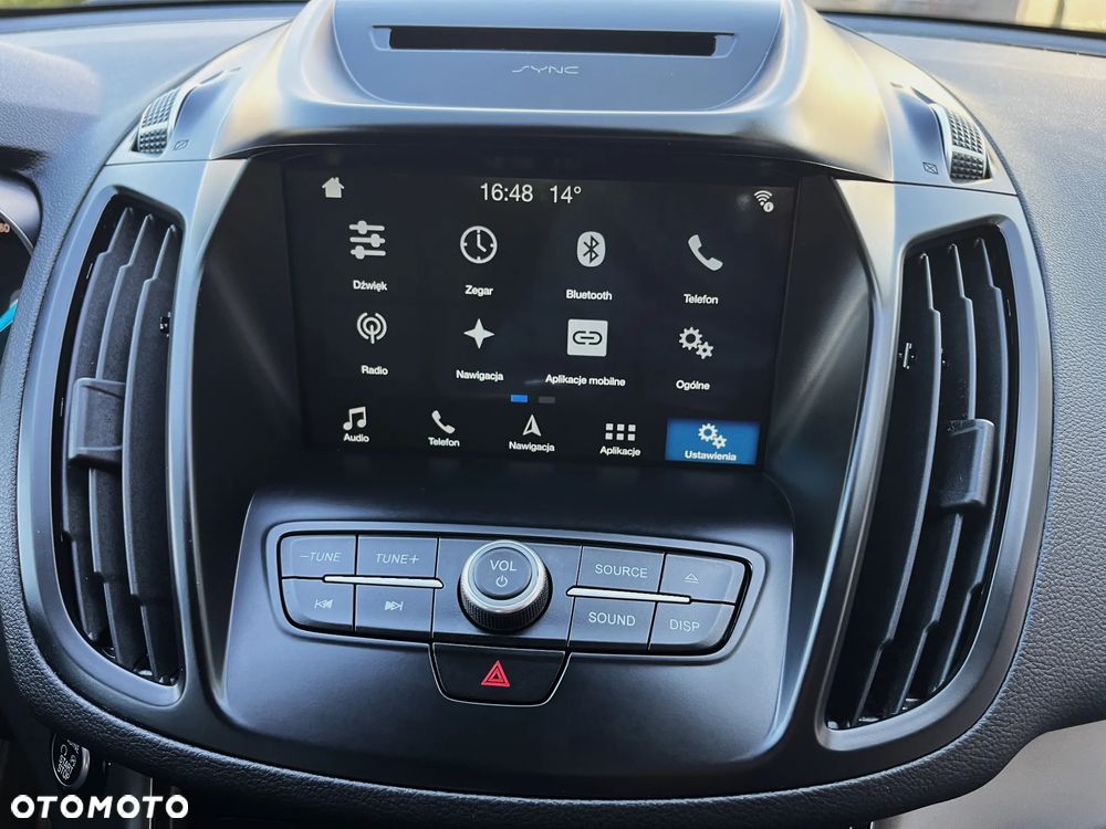 Ford Kuga 1.5 EcoBoost 2x4 Titanium - 30