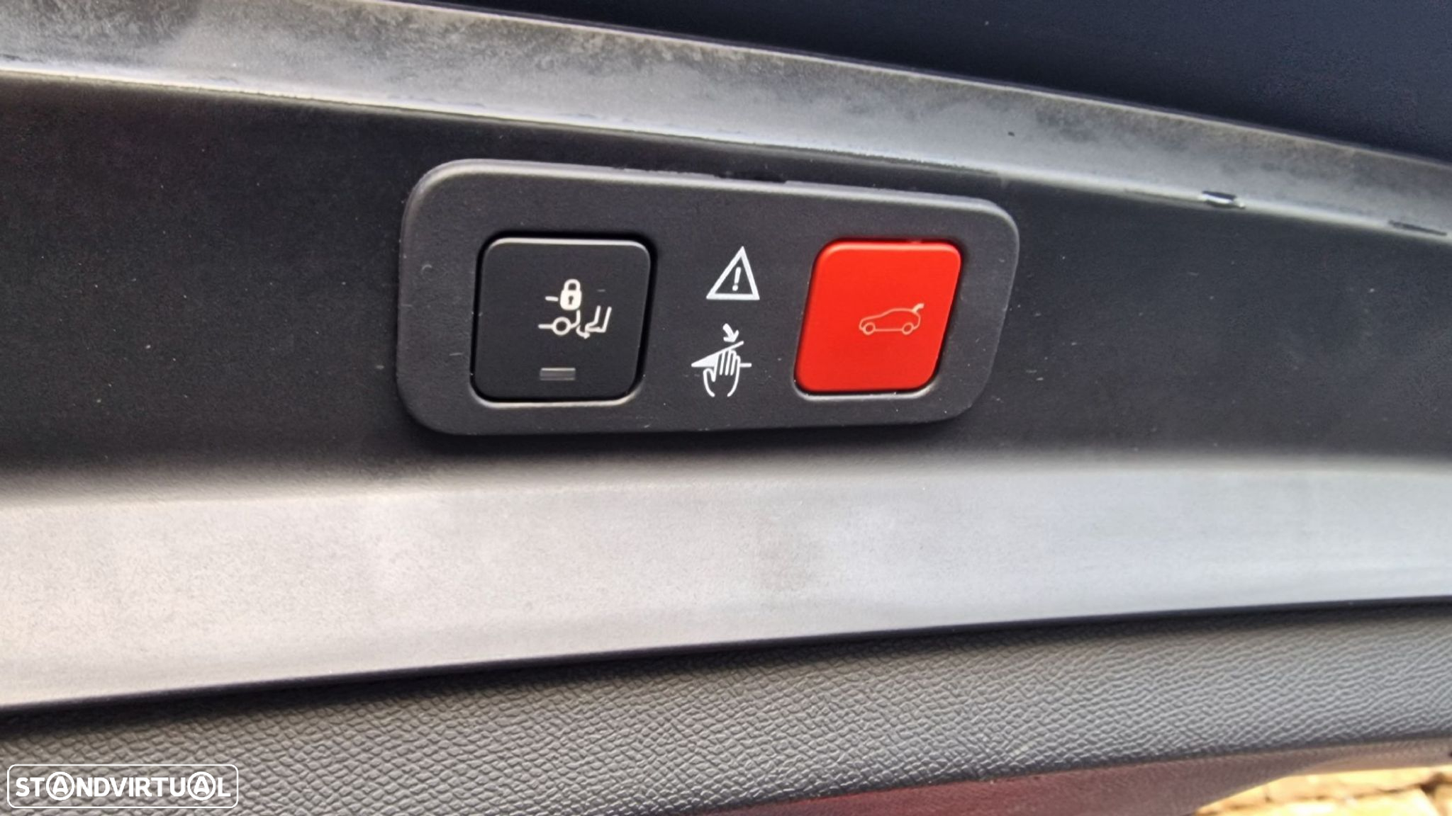 Peugeot 5008 1.5 BlueHDi Allure EAT8 - 31