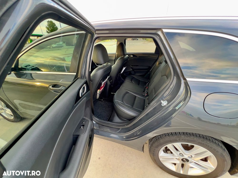 Kia Ceed 1.6 DSL 7DCT GT Line - 6