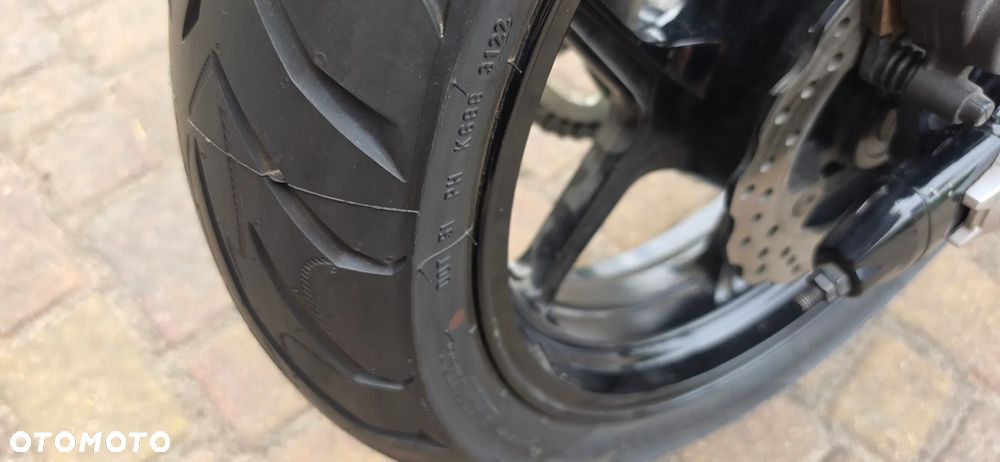 Kawasaki ER - 7