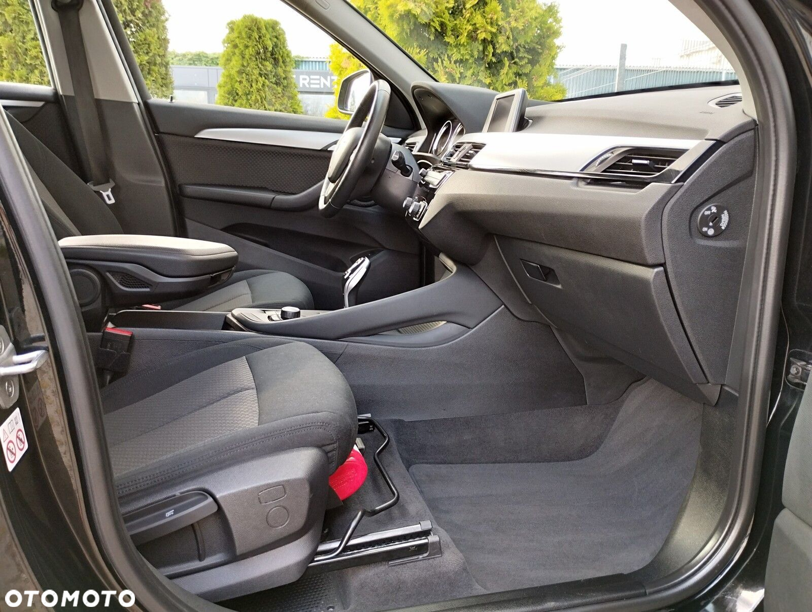 BMW X1 sDrive18i Advantage - 8
