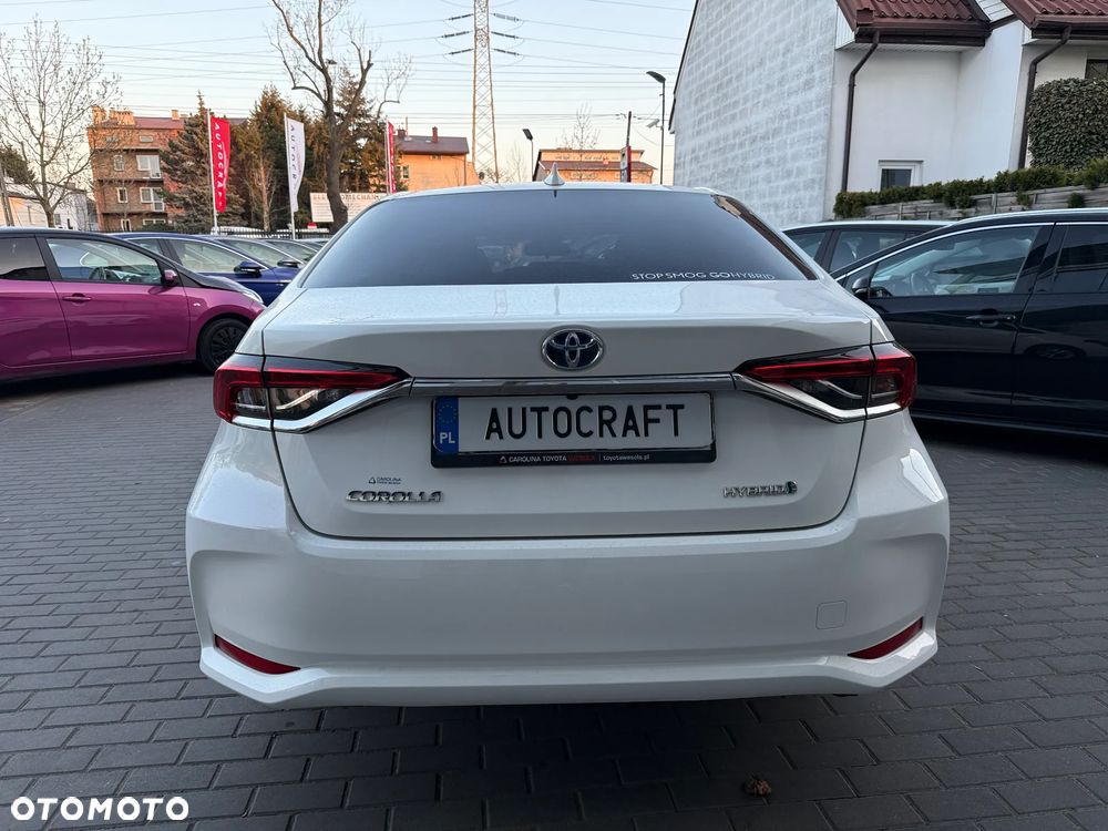 Toyota Corolla 1.8 Hybrid Comfort - 29