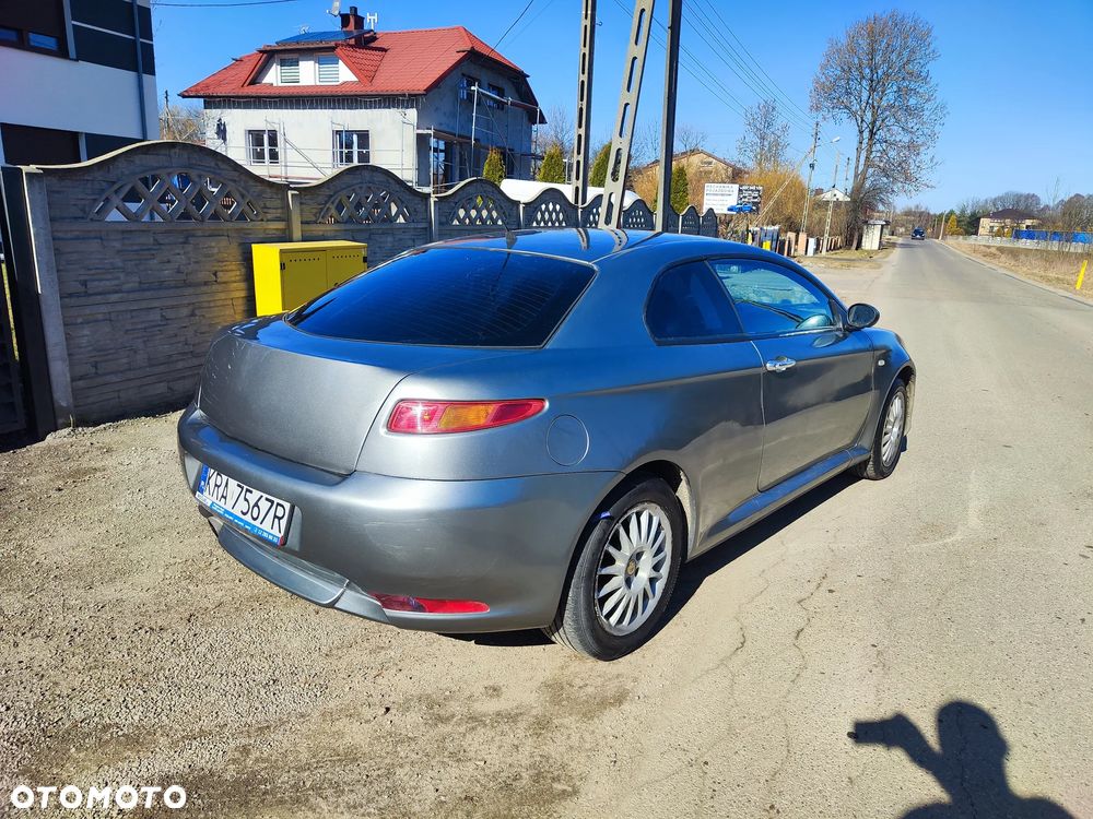 Alfa Romeo GT - 11