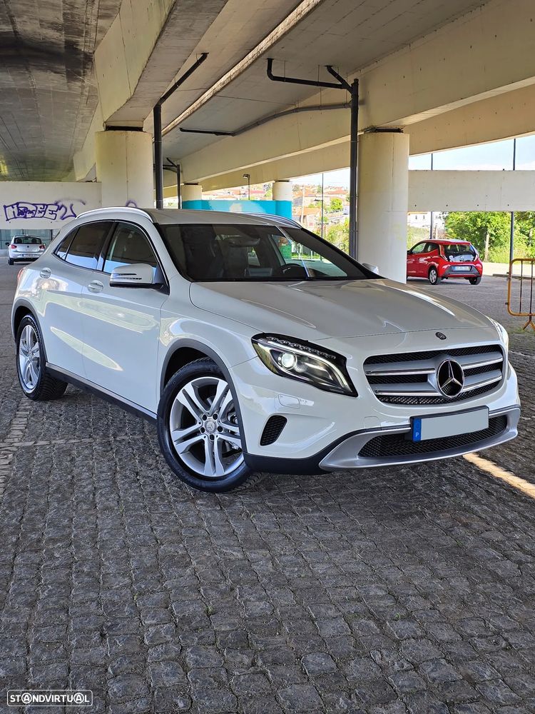 Mercedes-Benz GLA 180 (CDI) d Urban - 19