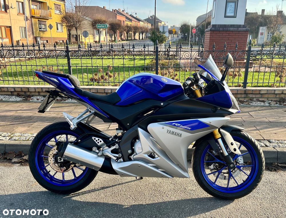 Yamaha YZF - 3