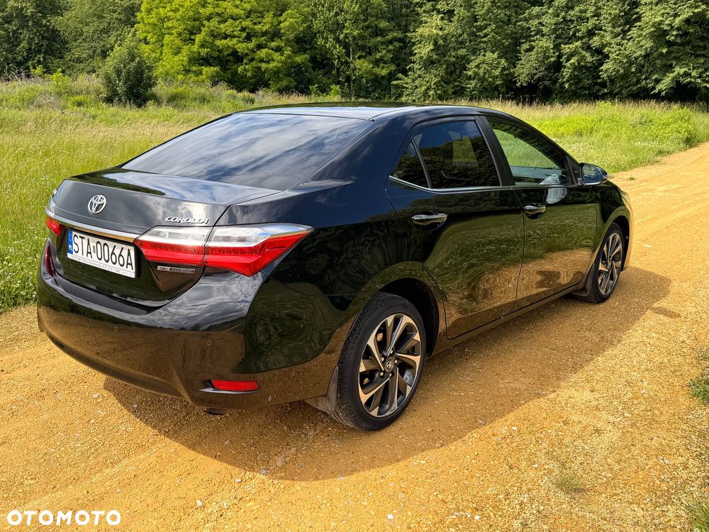 Toyota Corolla 1.6 50th Anniversary MS - 17