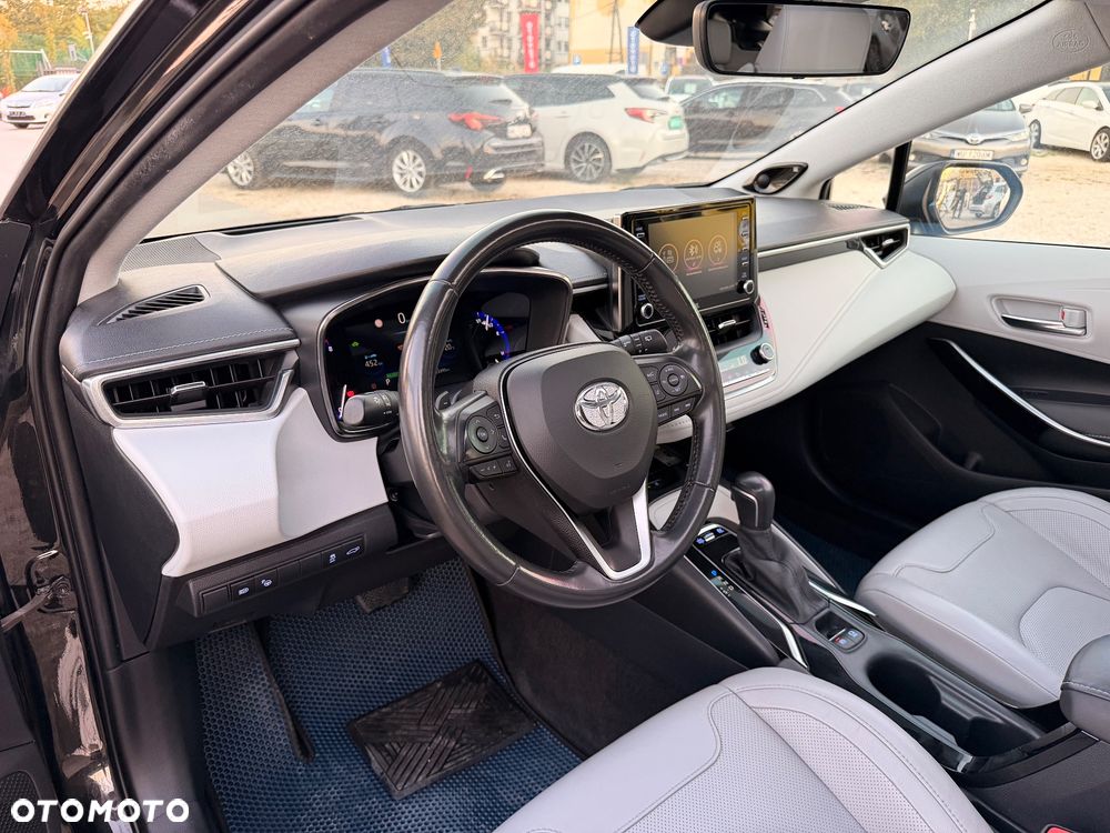 Toyota Corolla - 34
