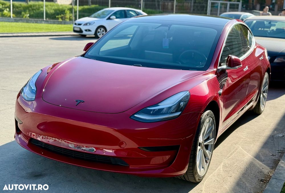 Tesla Model 3 - 9