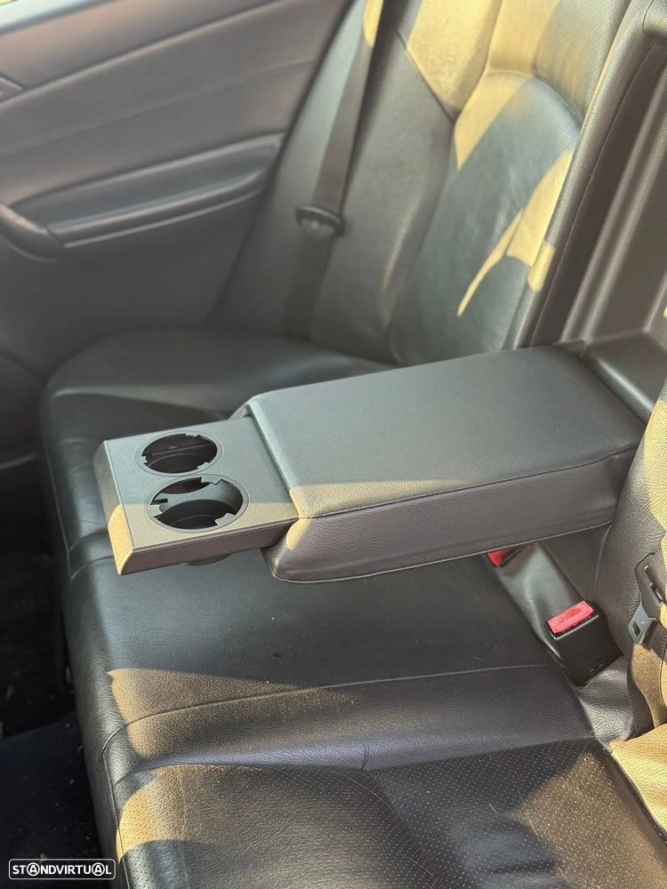 Mercedes-Benz 220 - 11