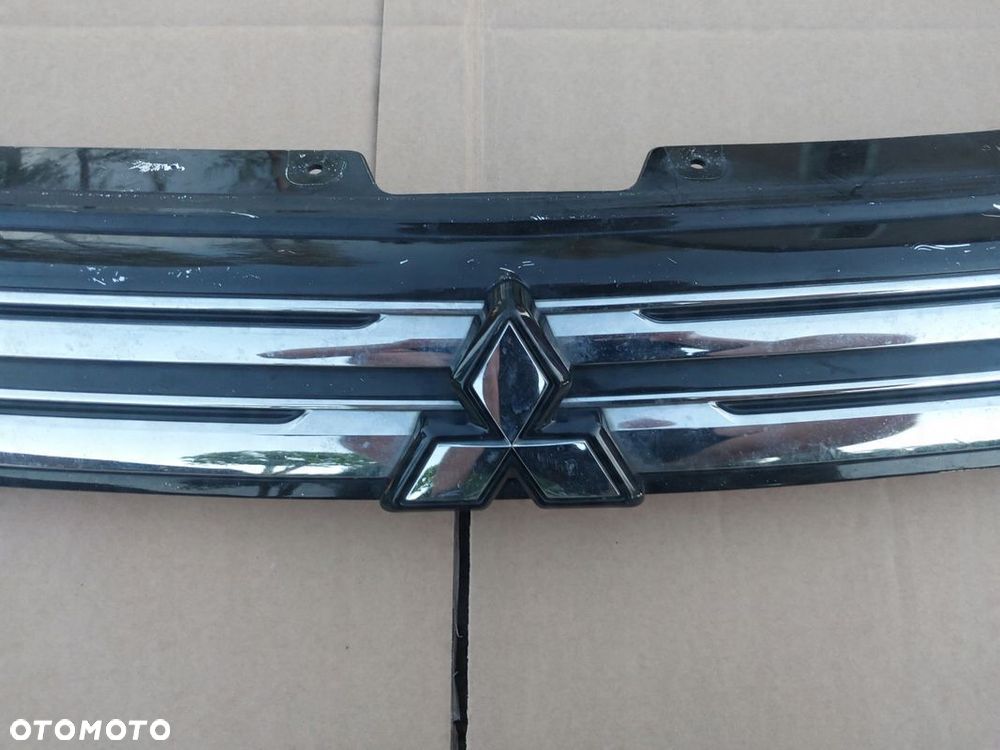 GRILL ATRAPA MITSUBISHI OUTLANDER III ORYGINAŁ - 4