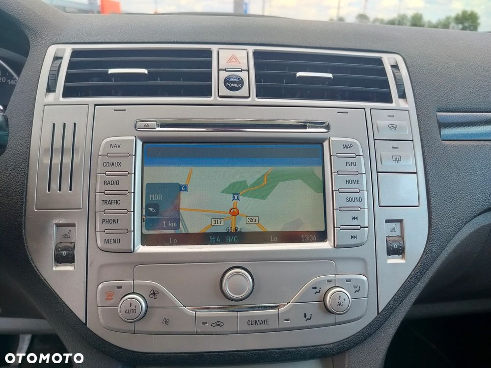 Ford Kuga 2.5 4x4 Titanium - 38
