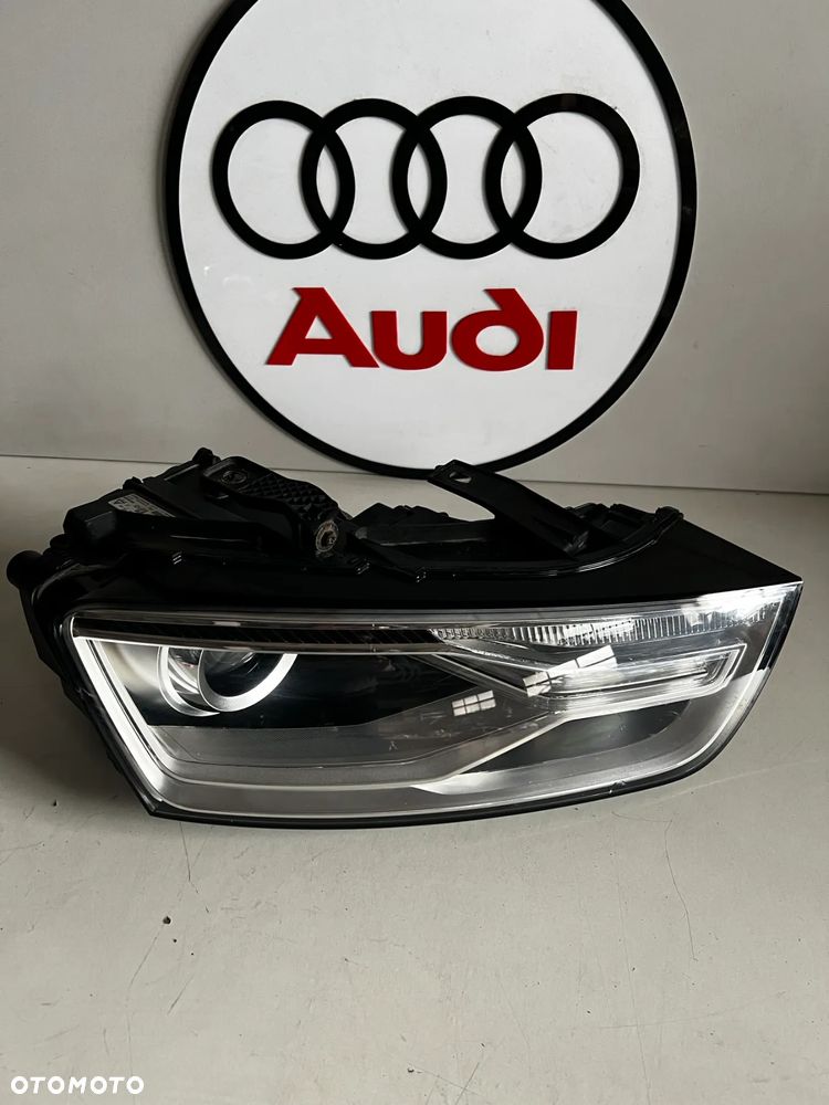 AUDI Q3 SQ3  8U LAMPA BIXENON LED PRAWA PRZÓD PRZEDNIA KPL 8U0941006D - 1