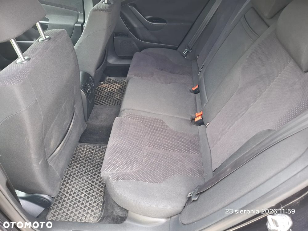 Volkswagen Passat 2.0 TDI Comfortline Optimum DSG - 11
