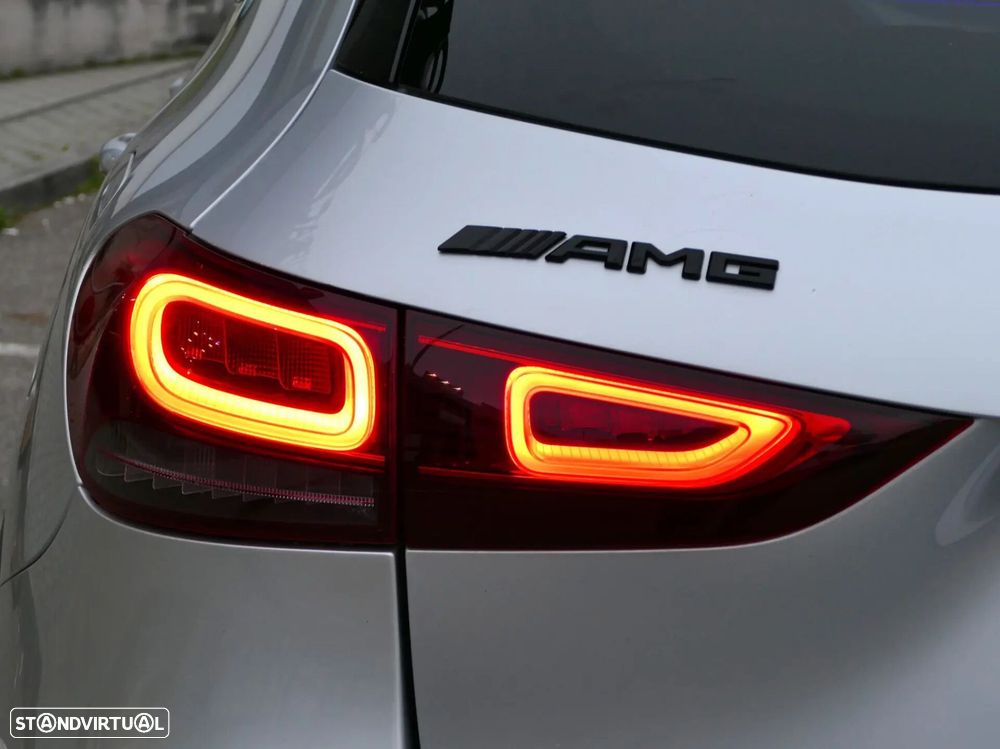 Mercedes-Benz GLA 180 d AMG Line - 10