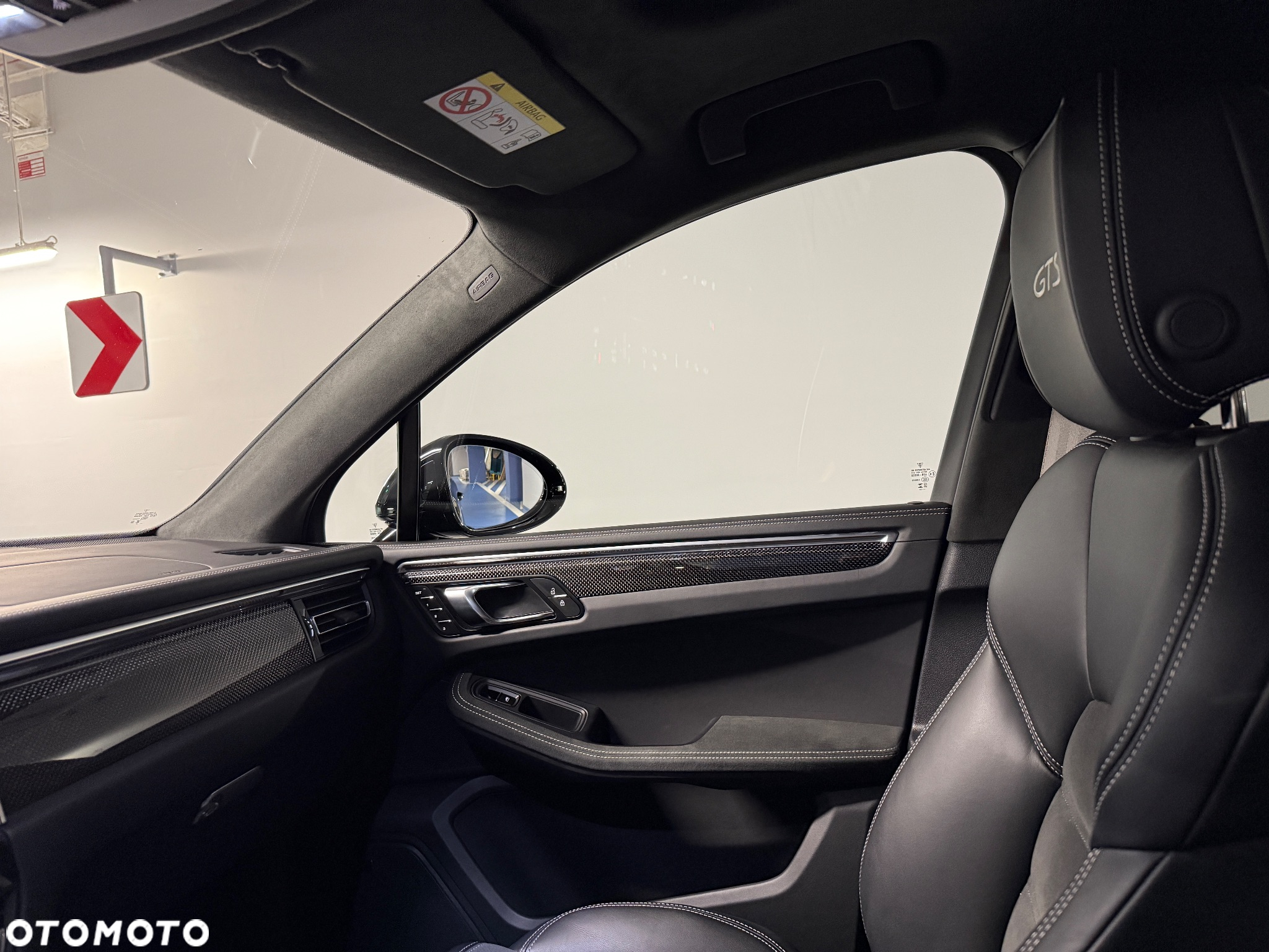 Porsche Macan GTS - 32