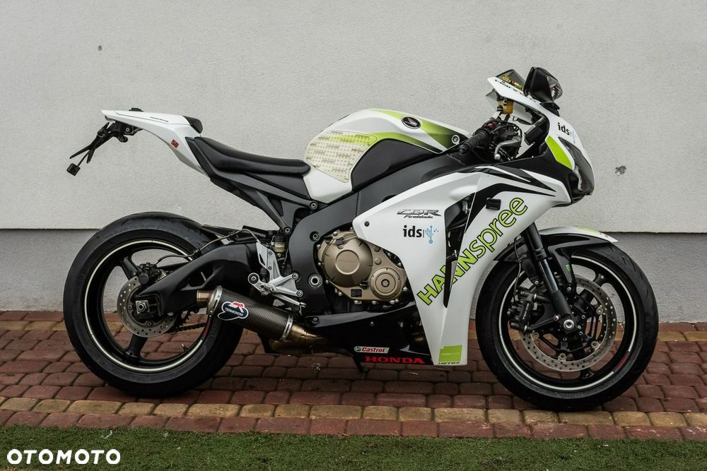 Honda CBR - 3