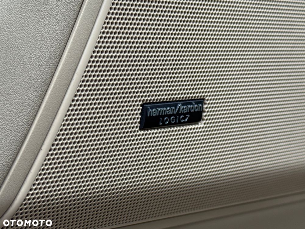 Land Rover Range Rover - 26