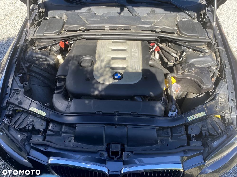BMW Seria 3 325d DPF - 20