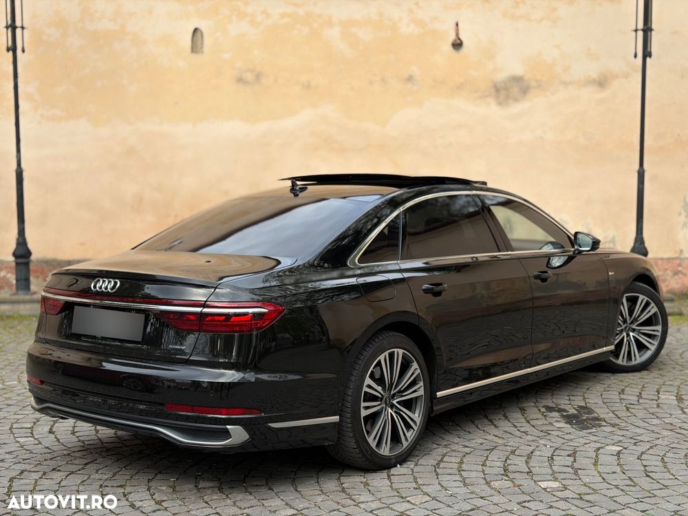 Audi A8 - 6