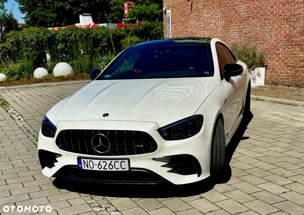 Mercedes-Benz Klasa E AMG 53 Coupe 4-Matic+ 9G-TRONIC - 3