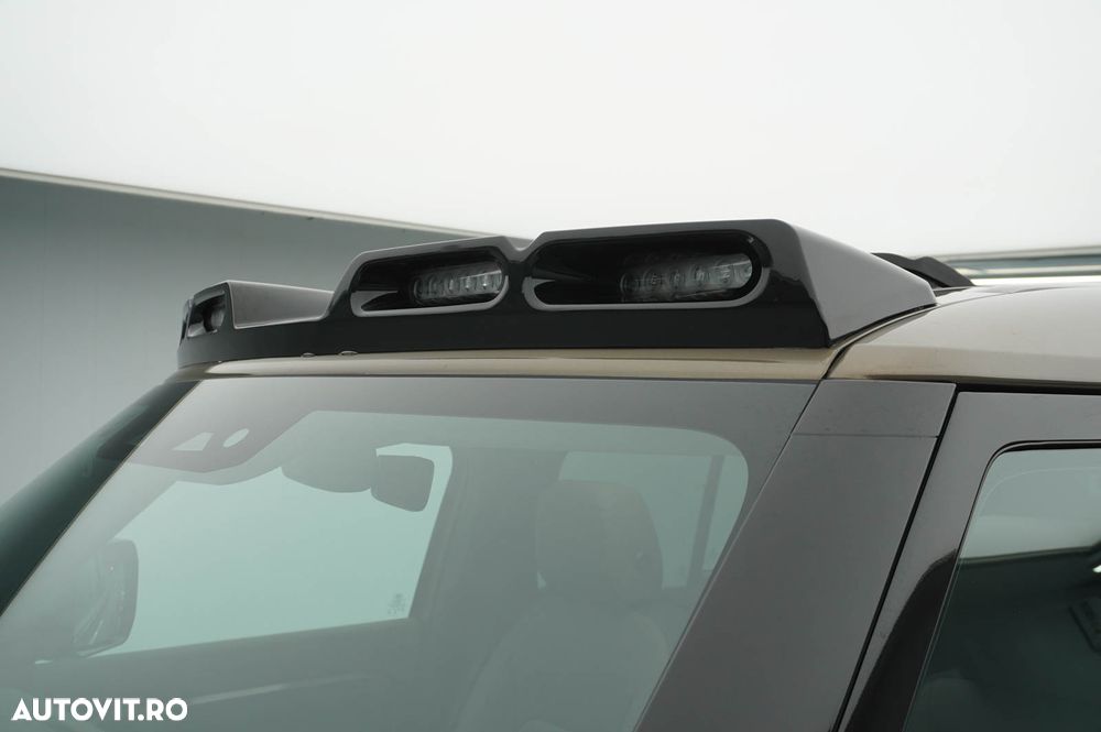 Land Rover Defender 110 3.0D 250 MHEV Hard Top X-Dynamic SE - 14