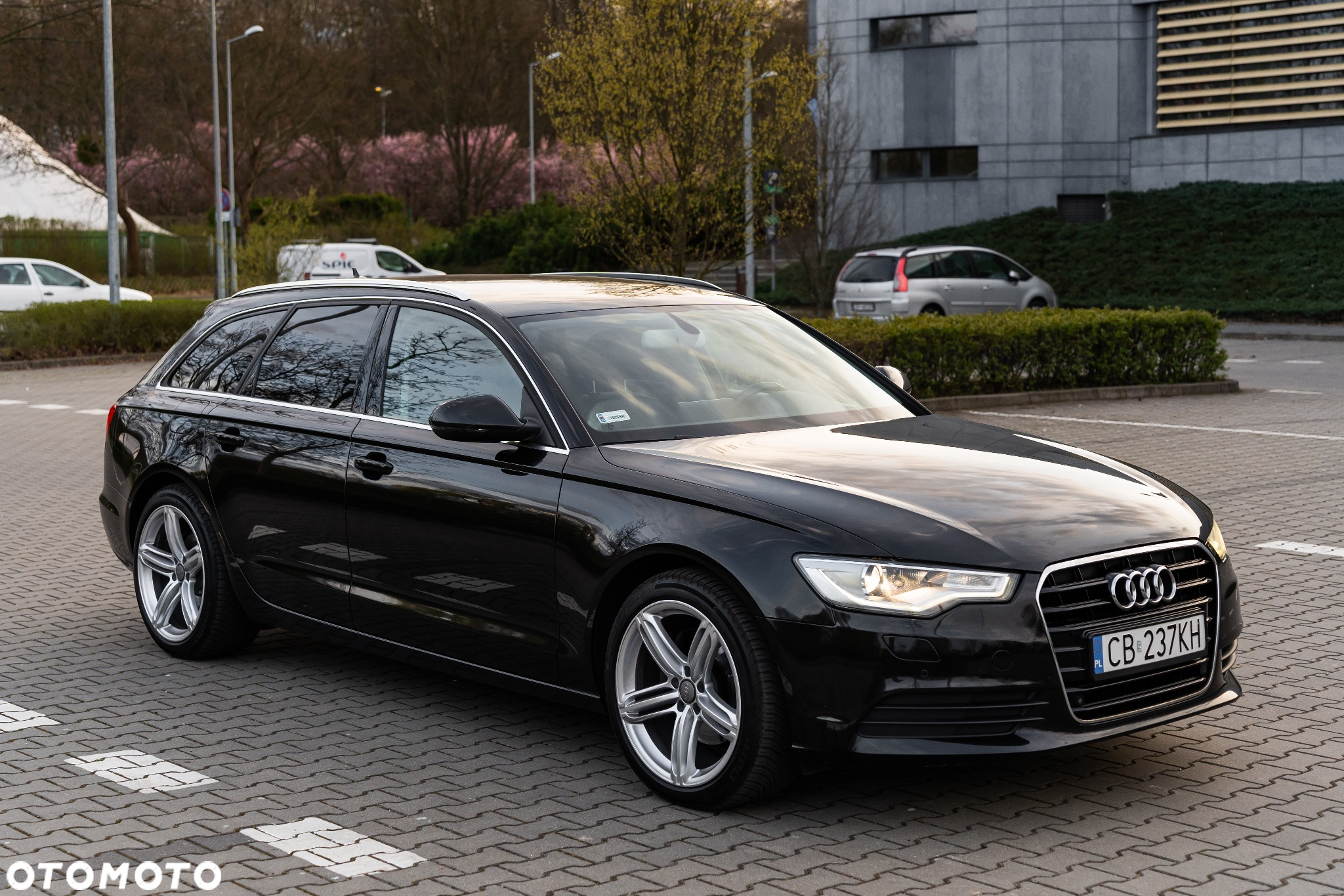Audi A6 Avant 2.0 TDI Ultra S tronic - 9